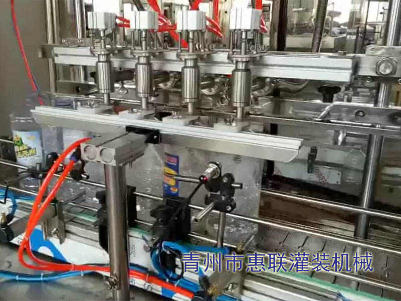 全自動(dòng)液體肥料灌裝機(jī) 全自動(dòng)液體肥料灌裝機(jī)