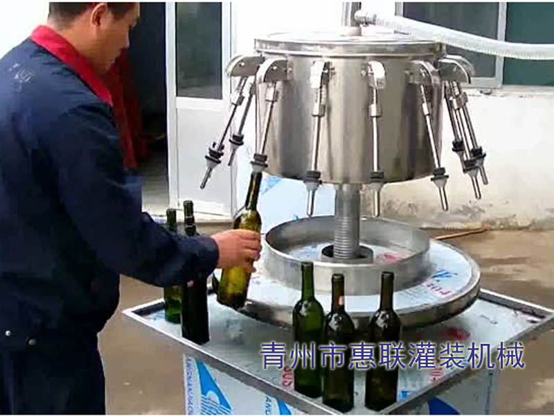 葡萄酒灌裝機 葡萄酒灌裝機