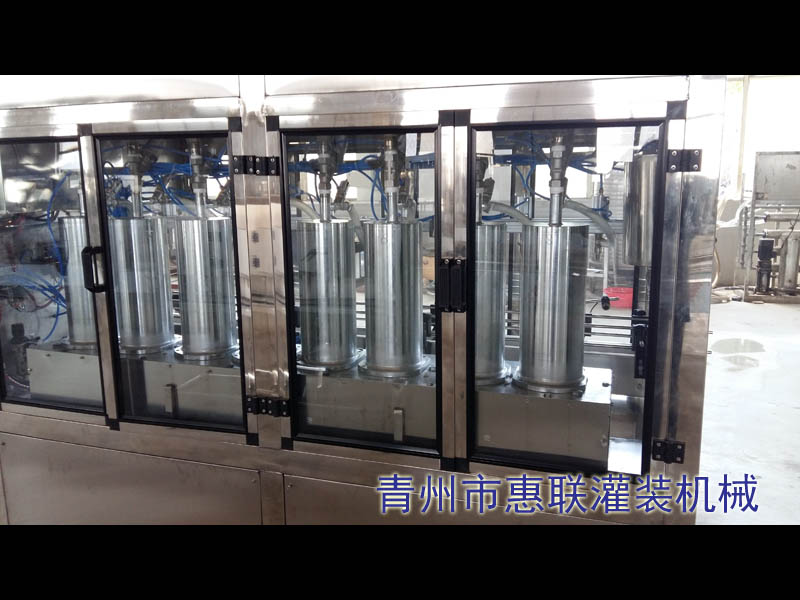 機油灌裝設(shè)備 機油灌裝設(shè)備