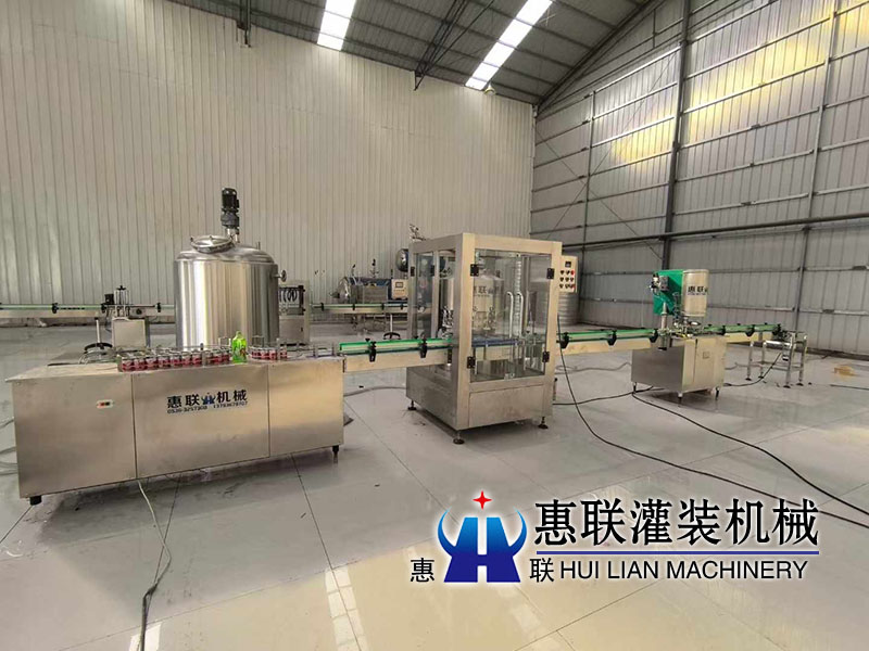 四川飲料灌裝生產線安裝完畢