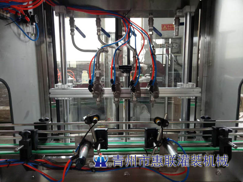 4頭消毒水灌裝機